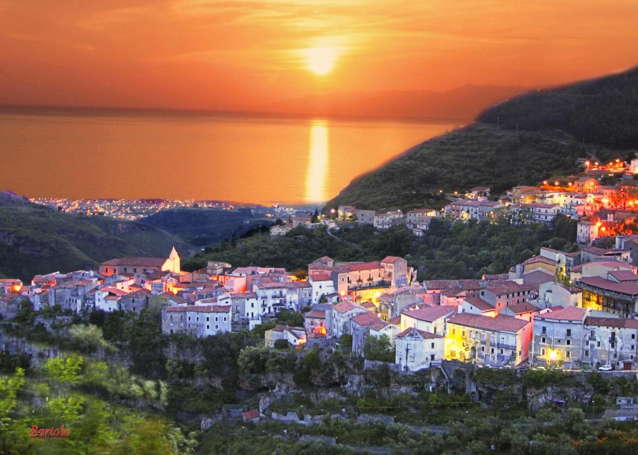 Petracuzza Casa Vacanze Tortora Buitenkant foto